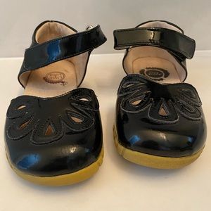 Livis and Luca Black Patent Leather Shoes, Size 11.